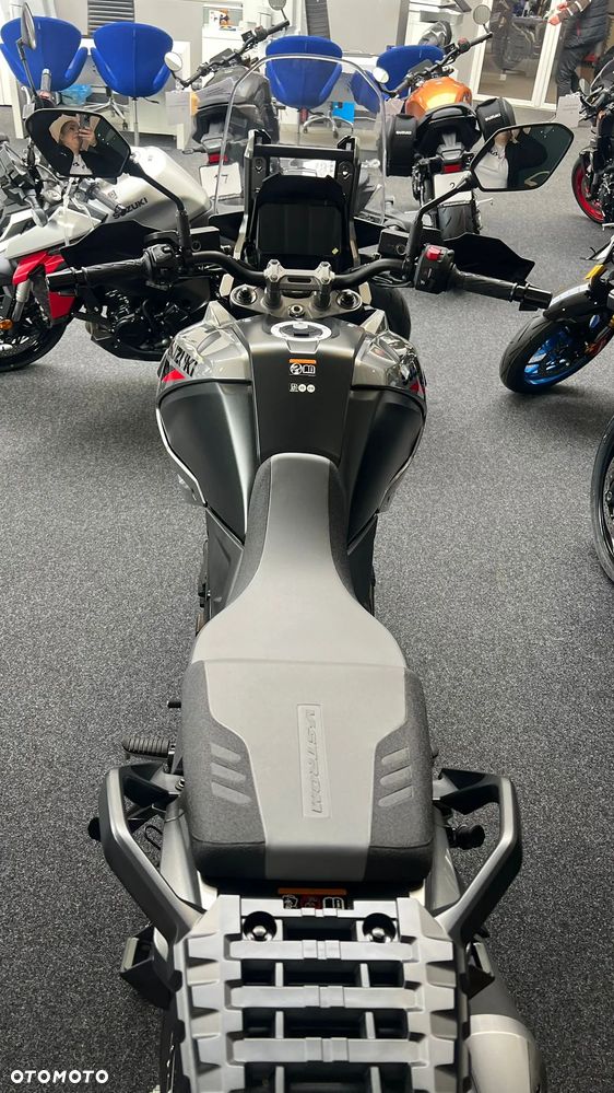 Suzuki DL - 10