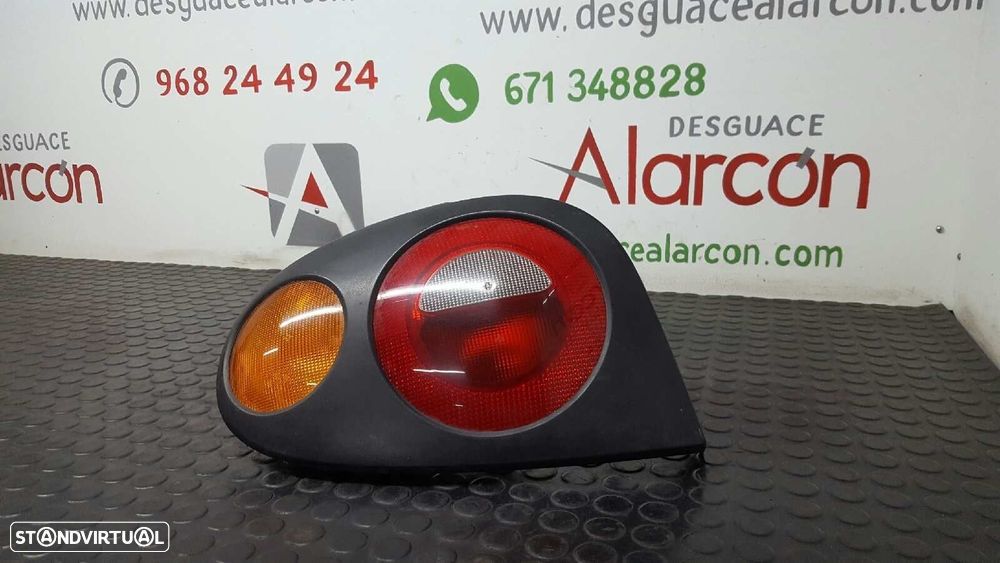 FAROLIM TRASEIRO ESQUERDO RENAULT MEGANE I COACH/COUPE (DA0) 1.6E ALIZE - 4