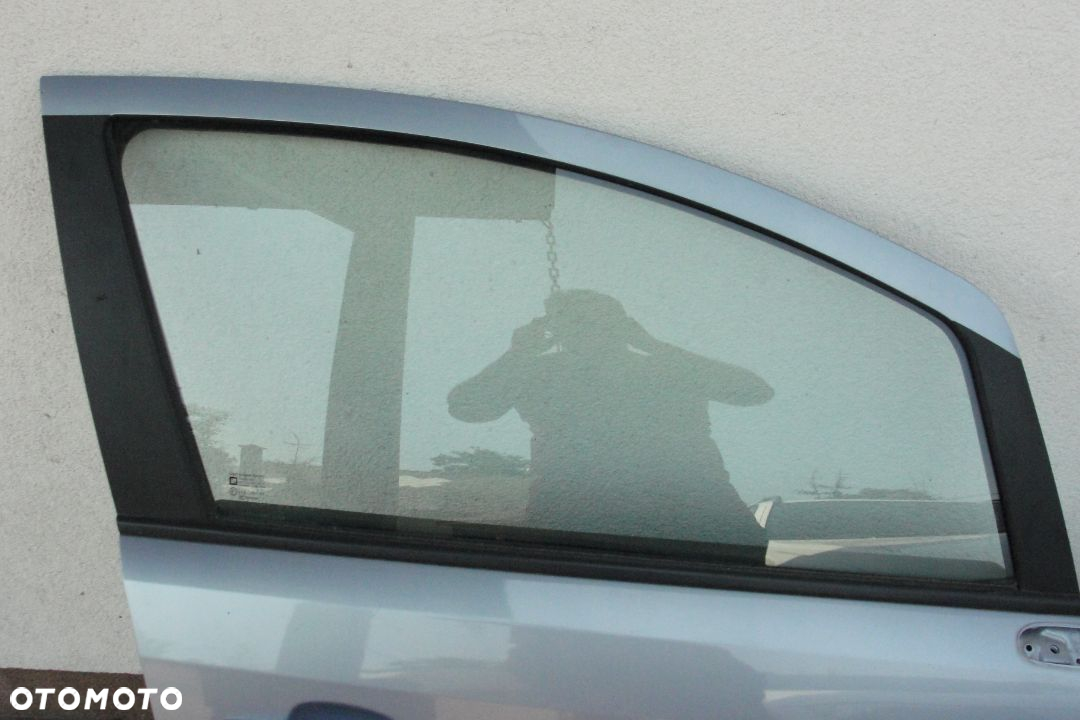 DRZWI PRAWY PRZÓD OPEL CORSA D  5 DRZWI - 4