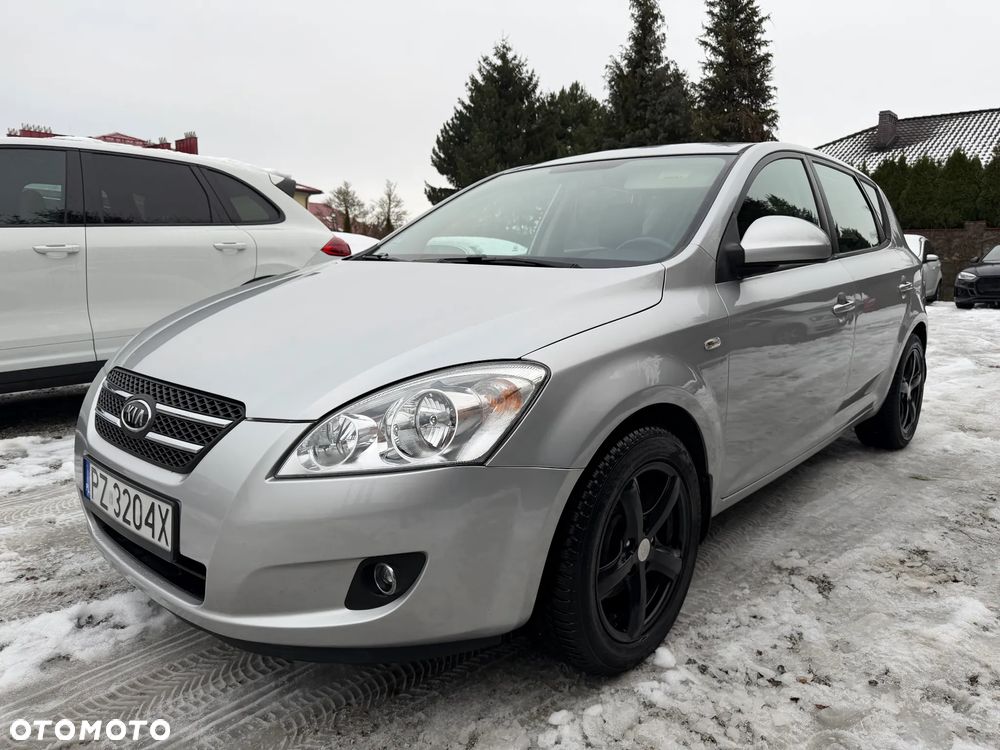 Kia Ceed 1.6 Crdi Comfort + - 21