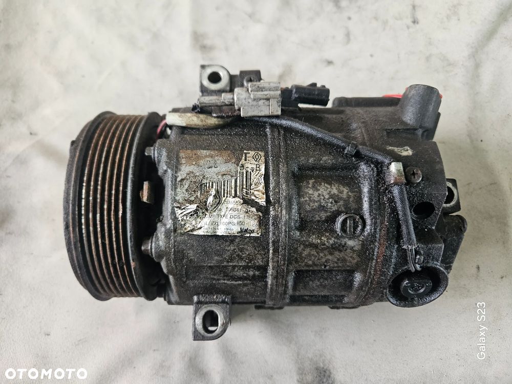 Sprężarka kompresor klimatyzacji Renault Laguna 3 III 2,0 DCI 8200561276B - 2