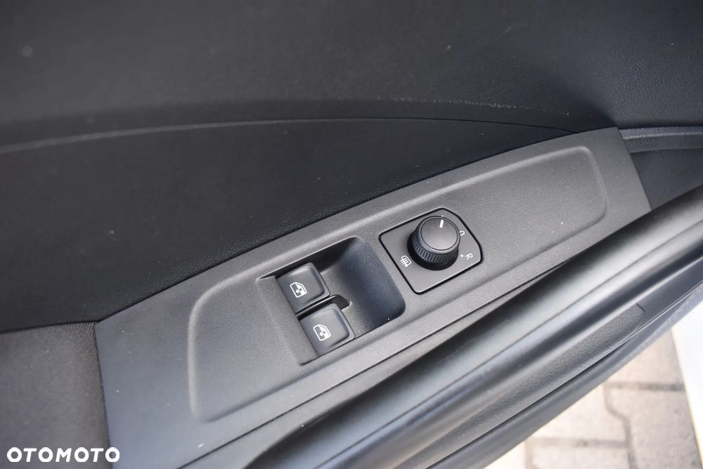 Skoda Fabia 1.0 Ambition - 23