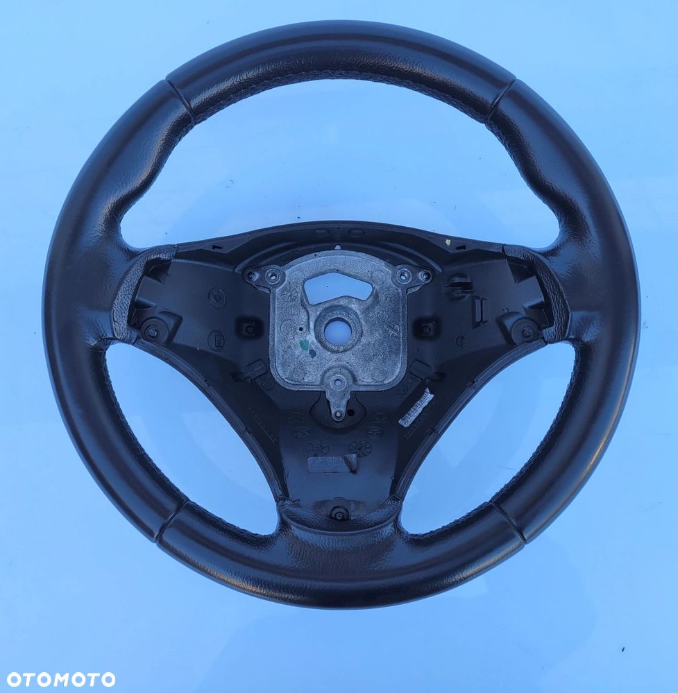 KIEROWNICA BMW E90 E91 E92 E93 E81 E82 E87 E88 X1 E84 SPORT BARDZO ŁADNA - 1