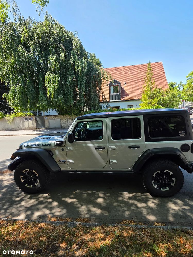 Jeep Wrangler - 5