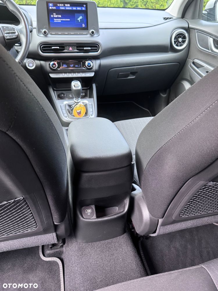 Hyundai Kona - 24