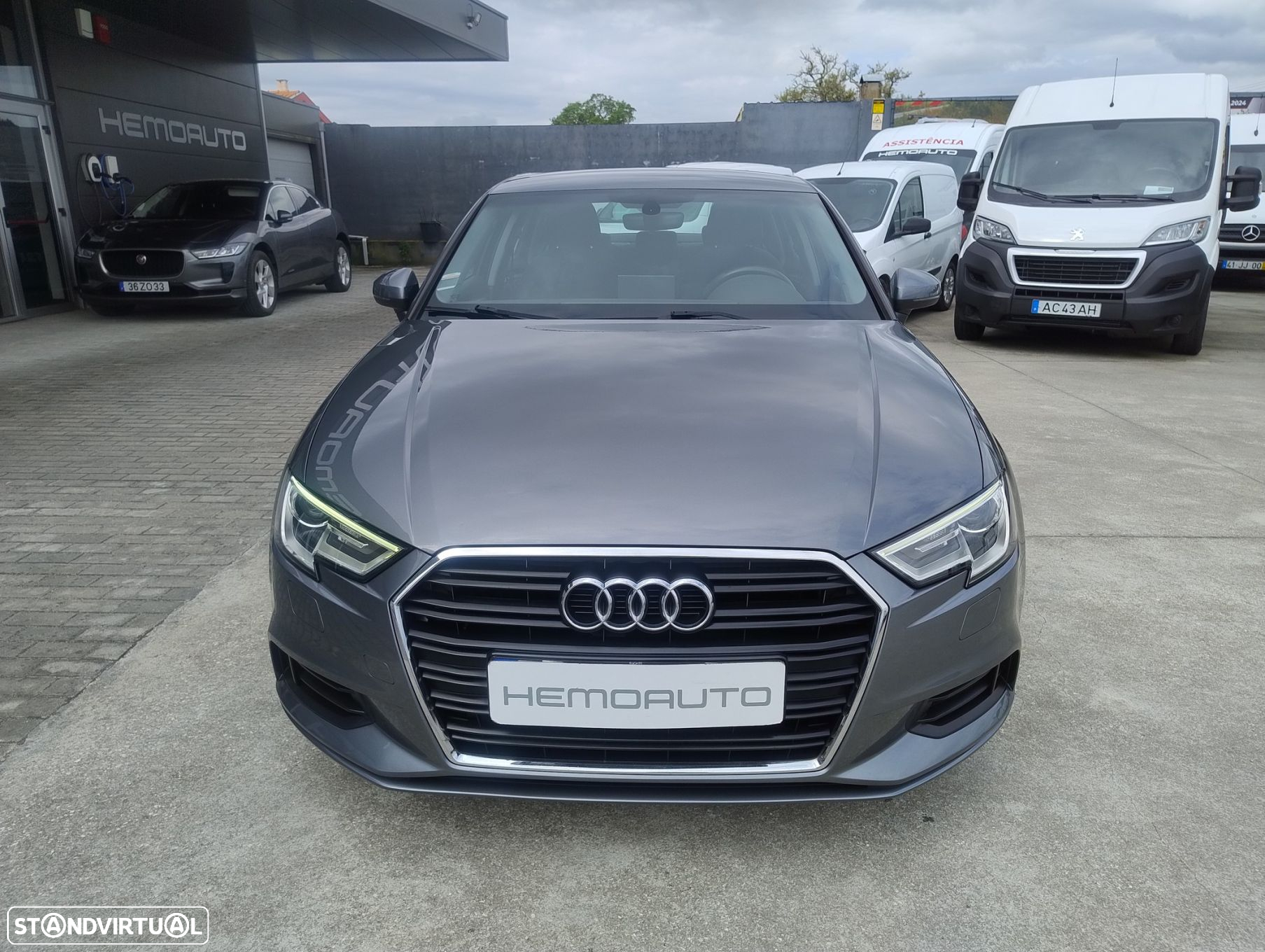 Audi A3 Limousine 30 TDI Design - 4