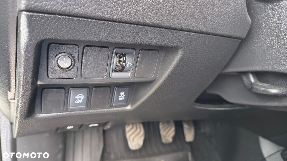 Nissan Qashqai - 32