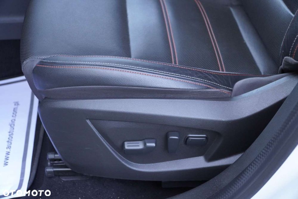 Renault Arkana E-TECH 145 R.S.LINE - 13