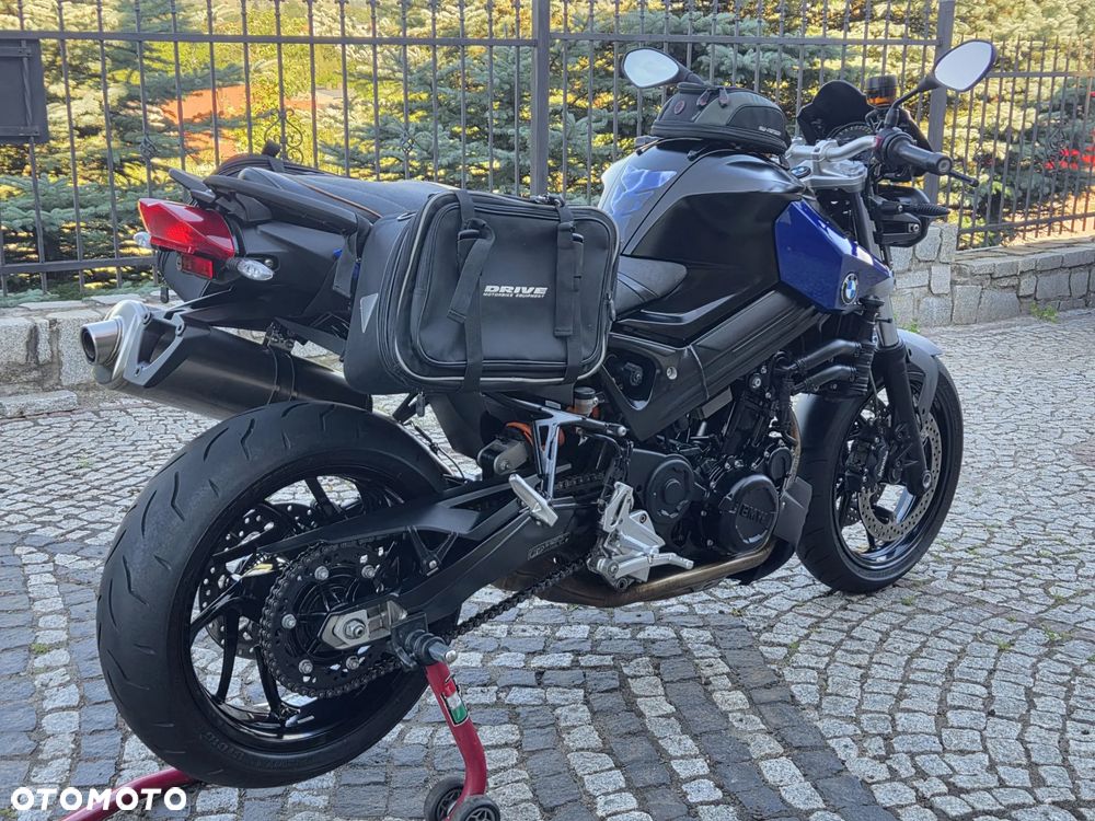 BMW F - 4