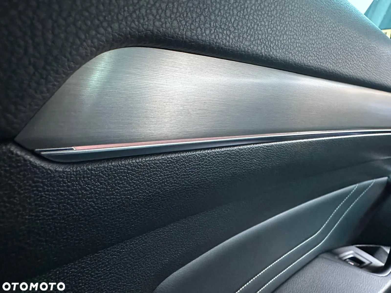 Volkswagen Passat 2.0 TSI Elegance DSG - 35
