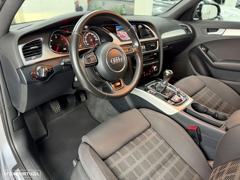 Audi A4 Avant 2.0 TDI S-line - 18