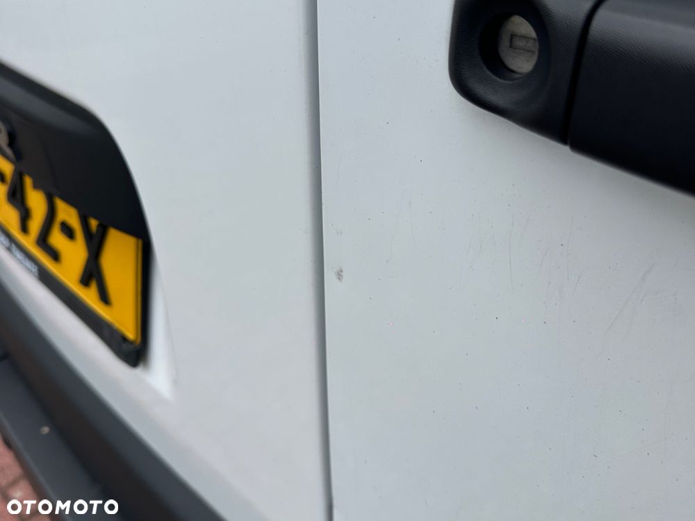Renault Master - 24