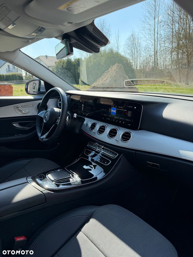 Mercedes-Benz Klasa E 220 d 9G-TRONIC Avantgarde - 17