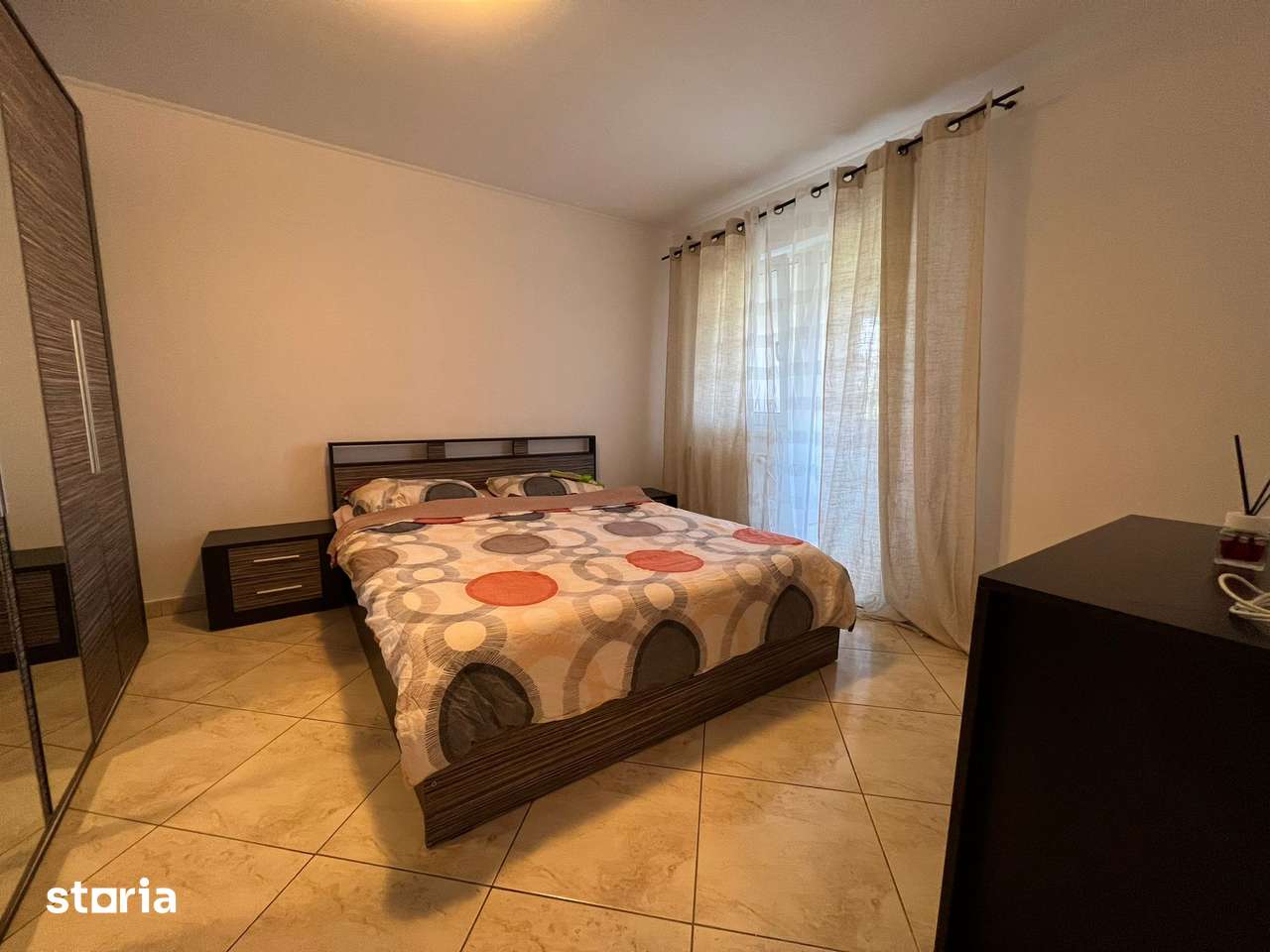 Apartament 2 camere-Str Unirea Principatelor-S=54 mp-et 3 — fotografia 1