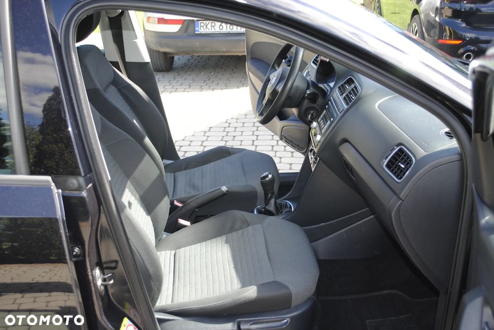 Volkswagen Polo - 12