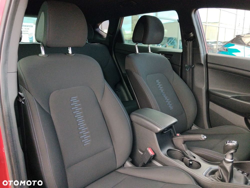 Hyundai Tucson 1.6 GDI BlueDrive GO 2WD - 22
