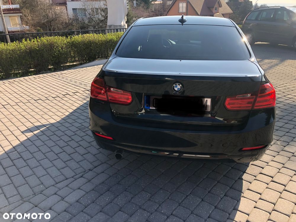 BMW Seria 3 316i - 9