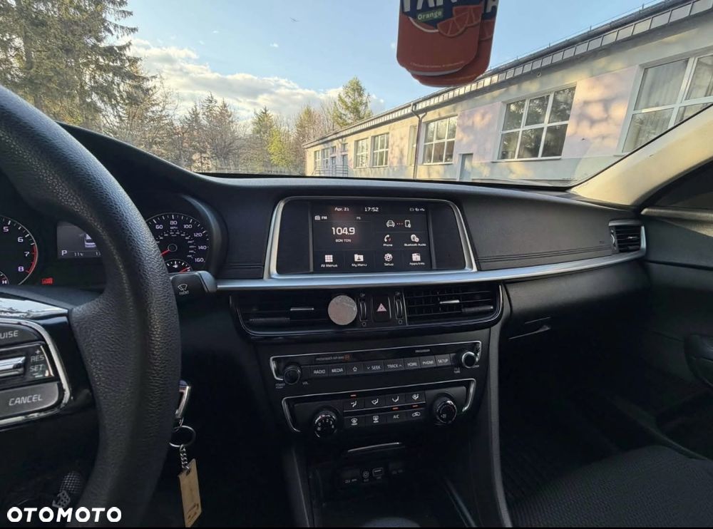 Kia Optima - 7