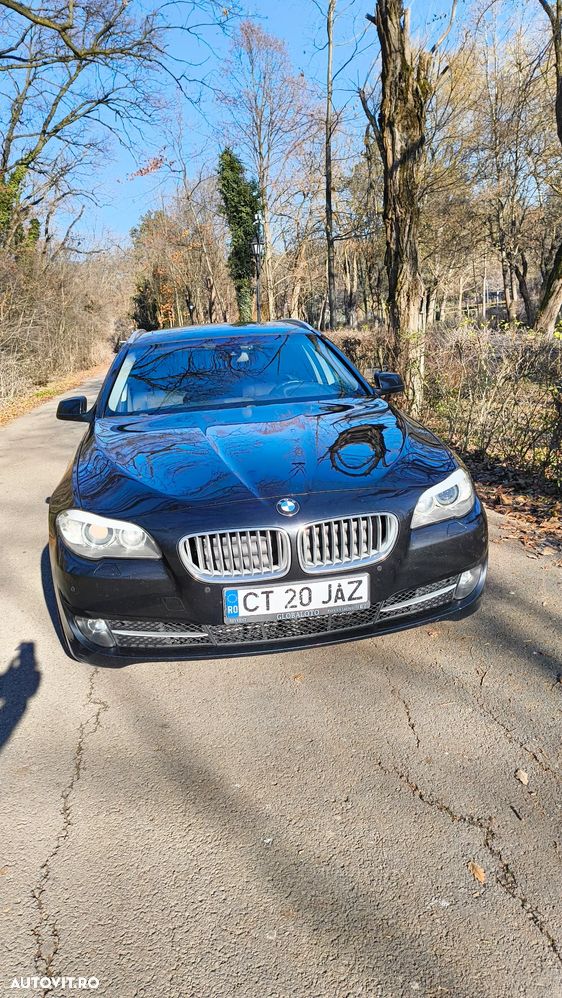 BMW Seria 5 525d Touring Aut. - 4