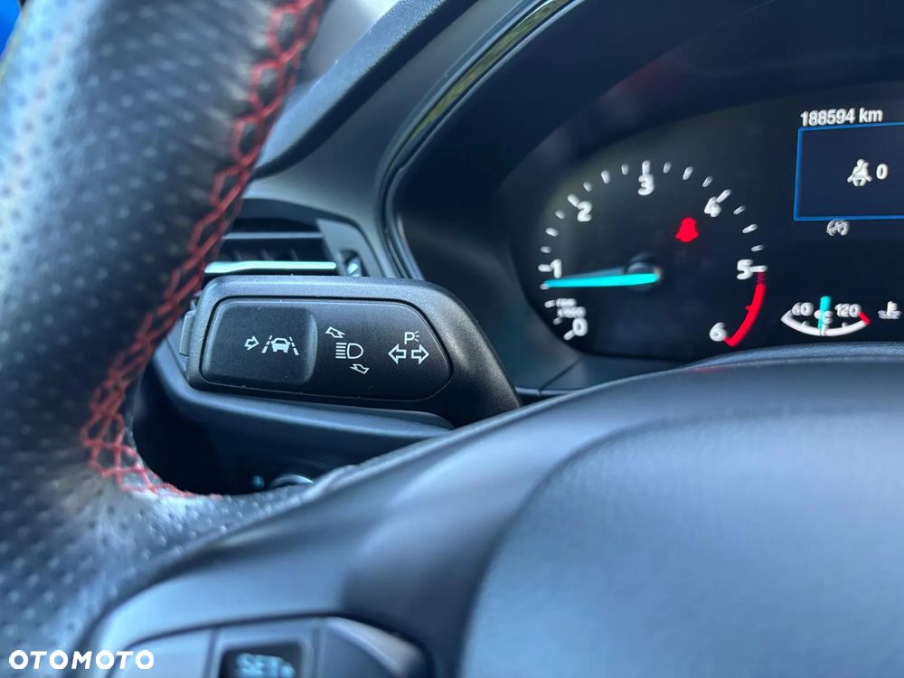 Ford Focus 2.0 EcoBlue ST-Line - 27