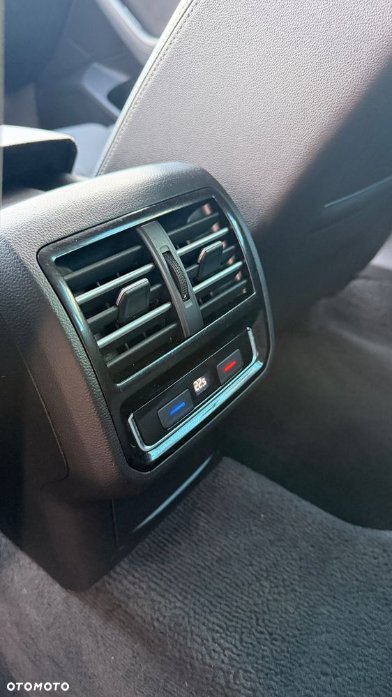 Volkswagen Passat Alltrack - 29