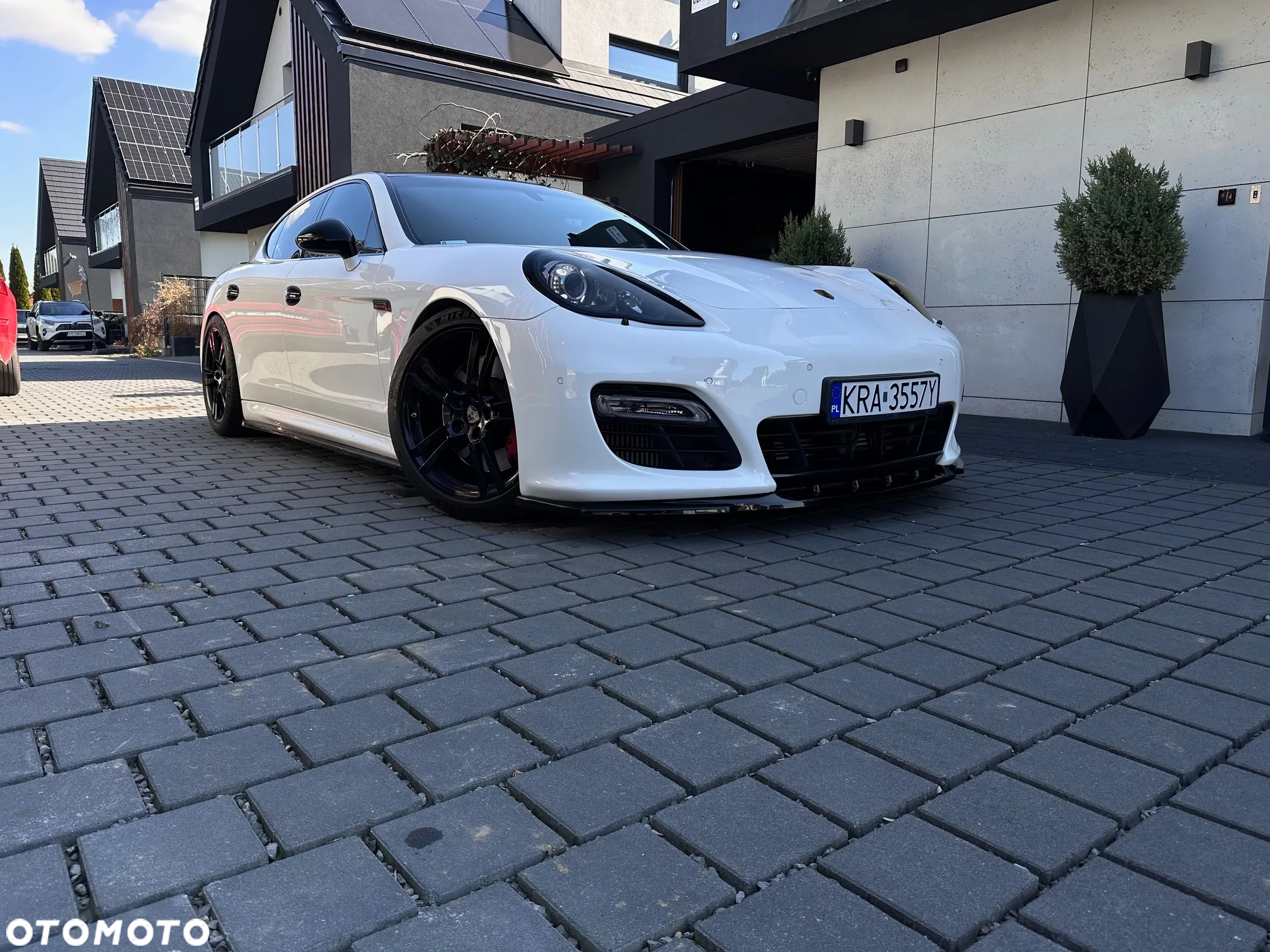 Porsche Panamera Turbo - 27