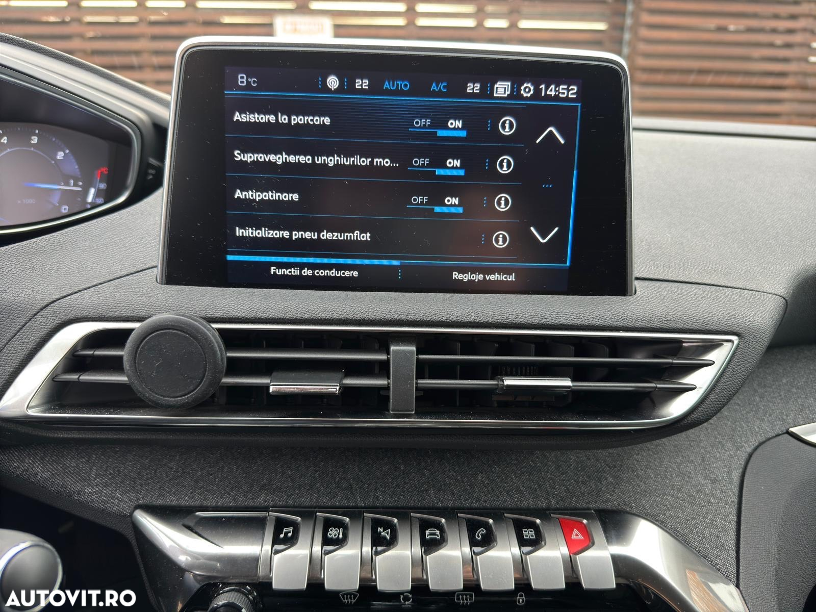 Peugeot 3008 1.5 BlueHDI S&S EAT8 Allure - 16