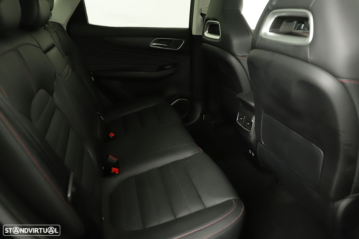 MG EHS 1.5 T-GDI Plug-in Hybrid Luxury - 24