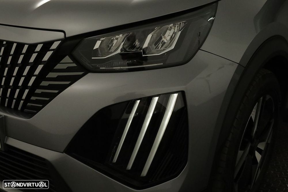 Peugeot 2008 1.2 PureTech Allure - 6