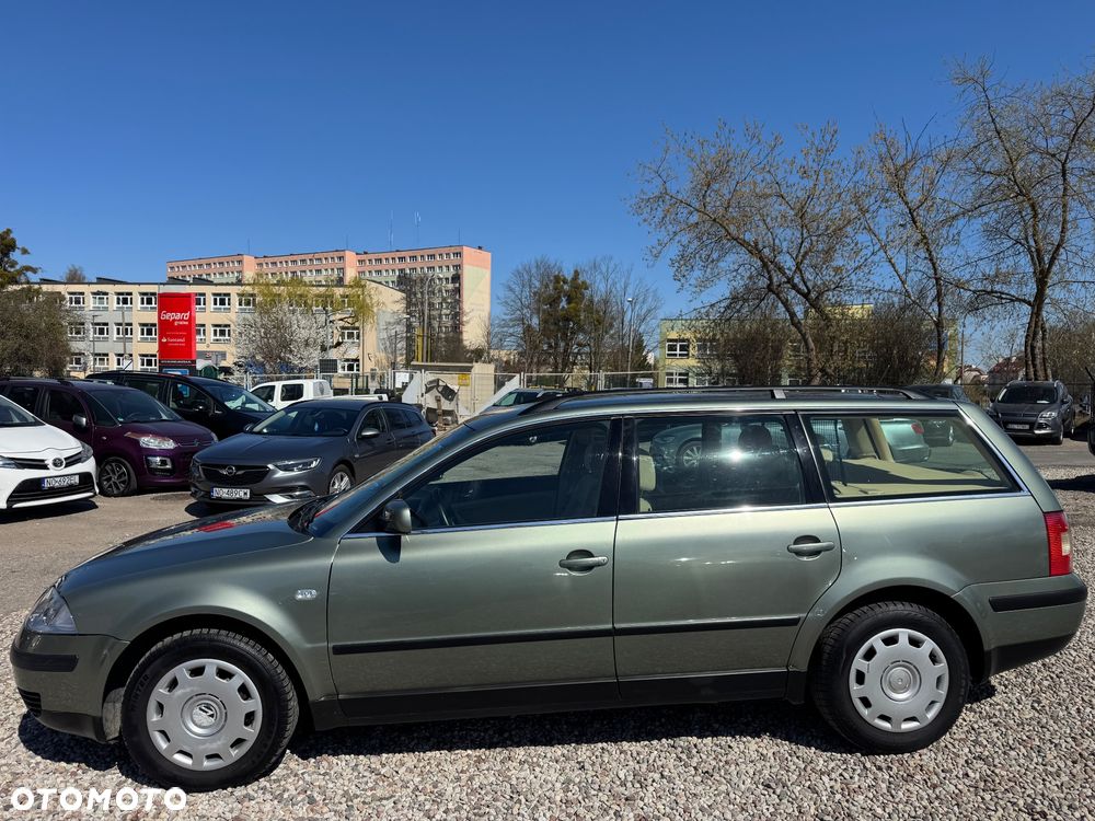 Volkswagen Passat 1.9 TDI Highline - 6