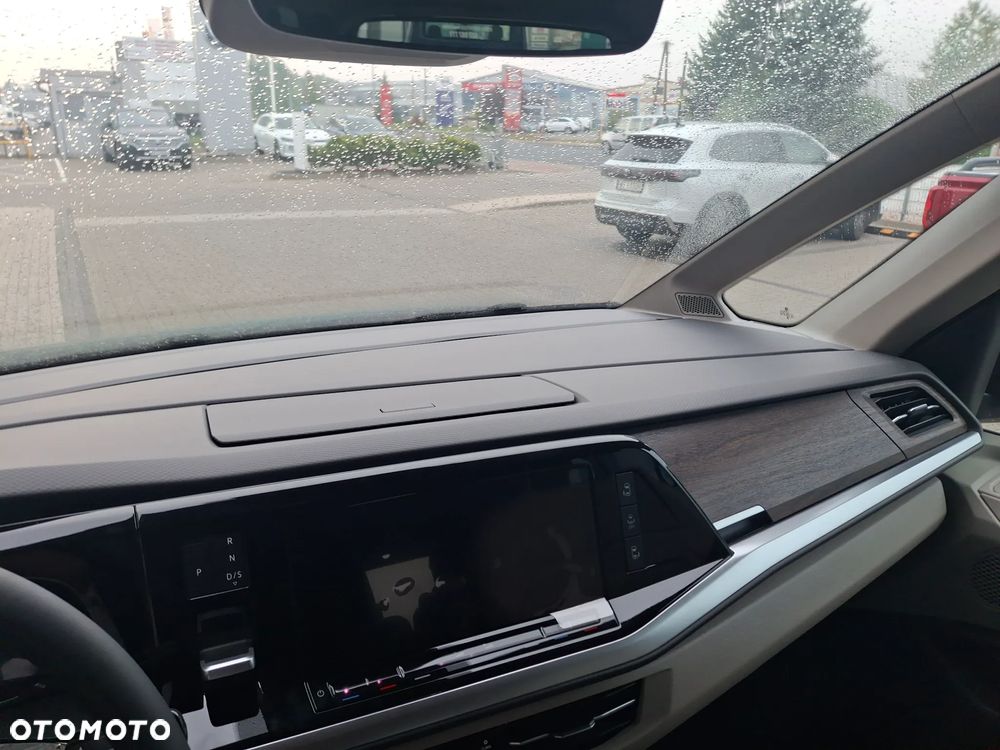Volkswagen Multivan 2.0 TDI L2 Style DSG - 17