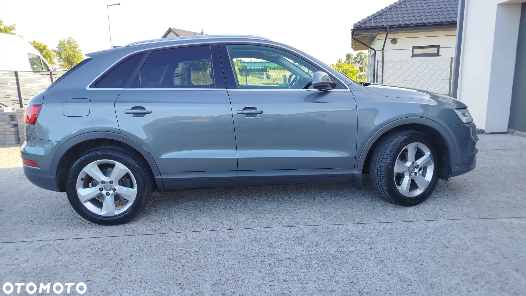 Audi Q3 2.0 TDI Design - 9