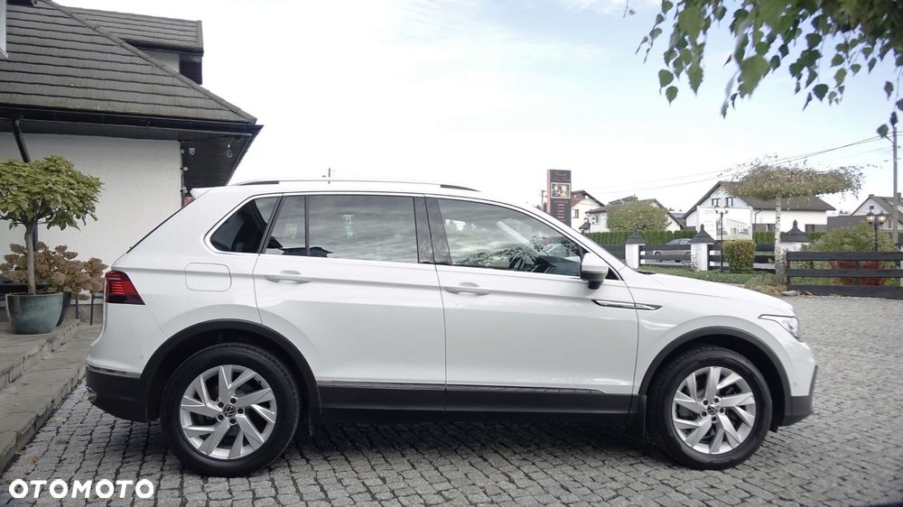 Volkswagen Tiguan - 16