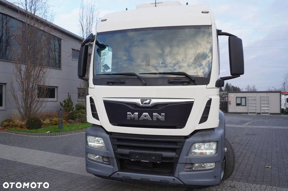 MAN TGS 35.420 8×2 / Rama 6,4 m / 3 osie skrętne / 2 sztuki - 10