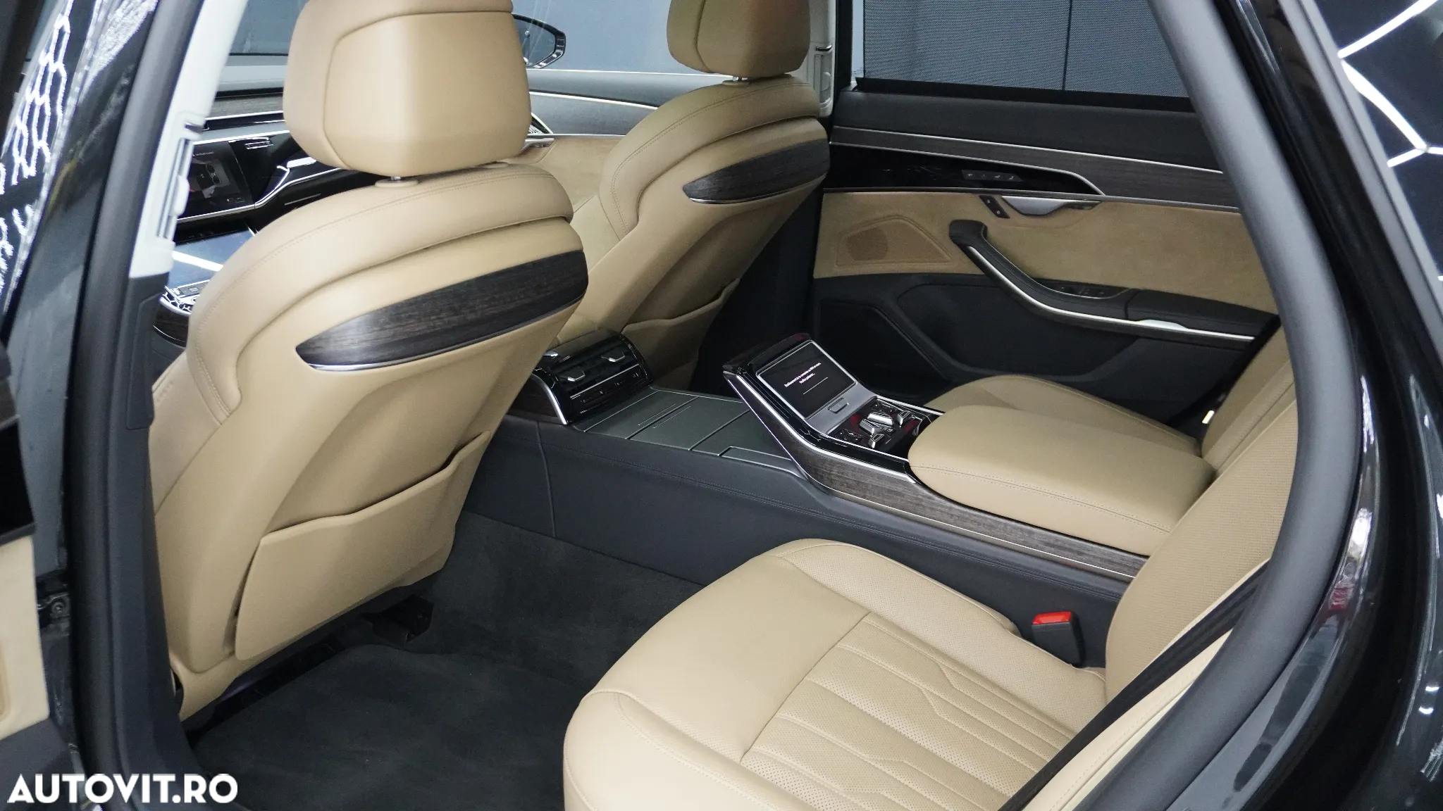 Audi A8 3.0 60 TFSI e quattro Tiptronic - 5