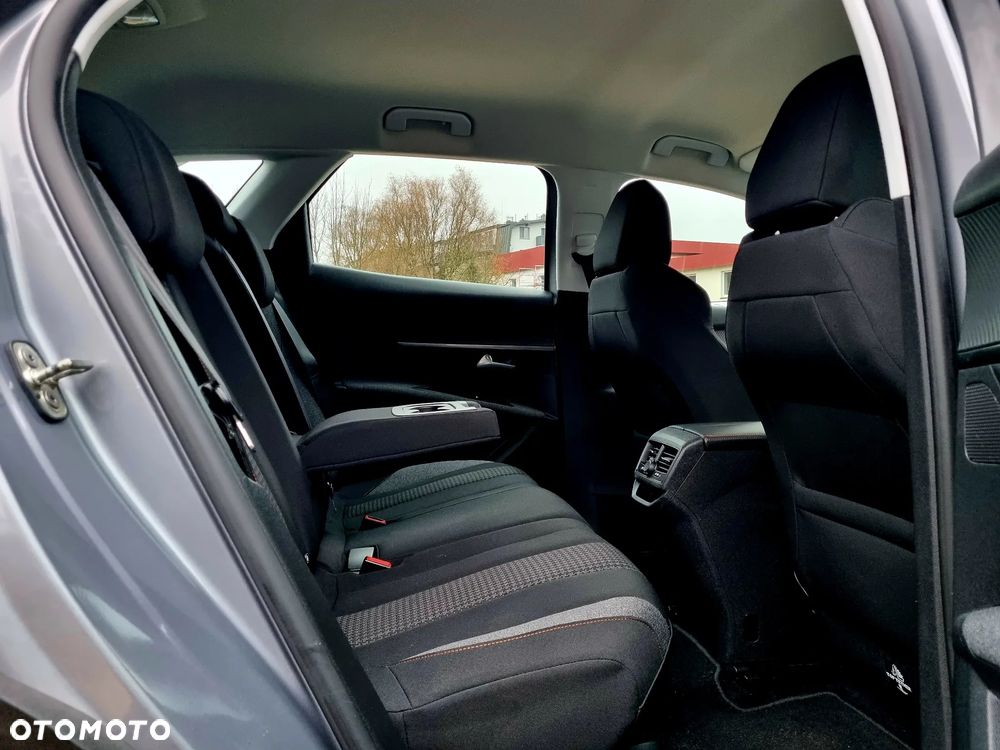 Peugeot 3008 1.2 PureTech Active S&S - 12