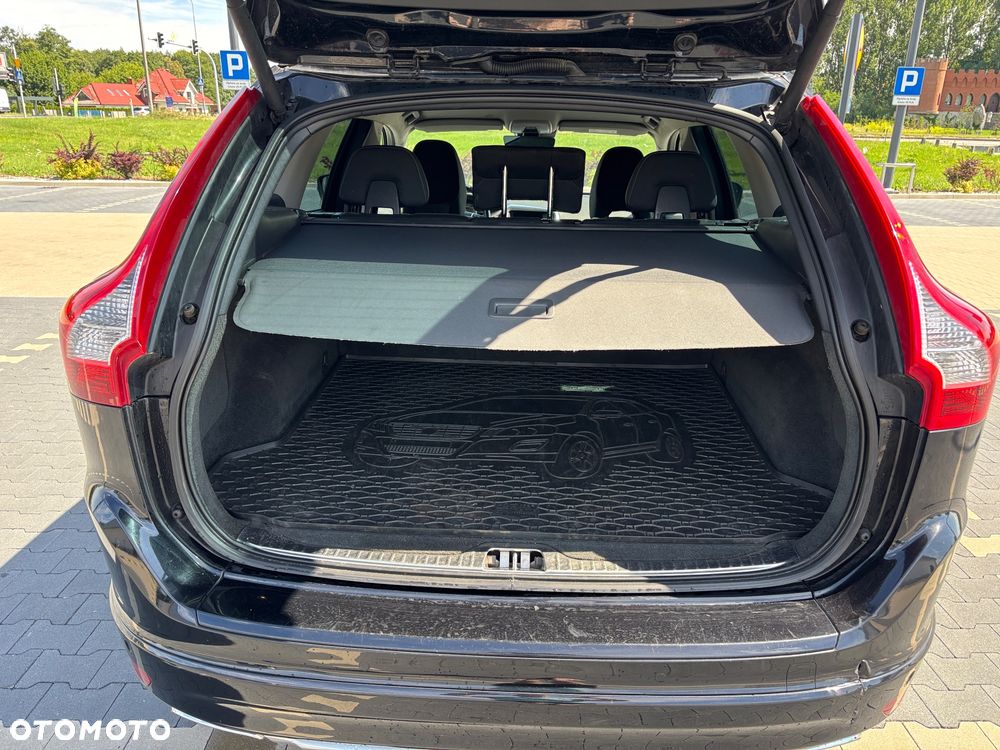 Volvo XC 60 D4 Drive-E Momentum - 11