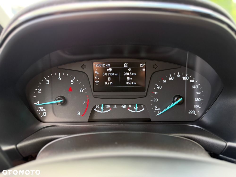 Ford Fiesta 1.0 EcoBoost S&S TITANIUM - 9