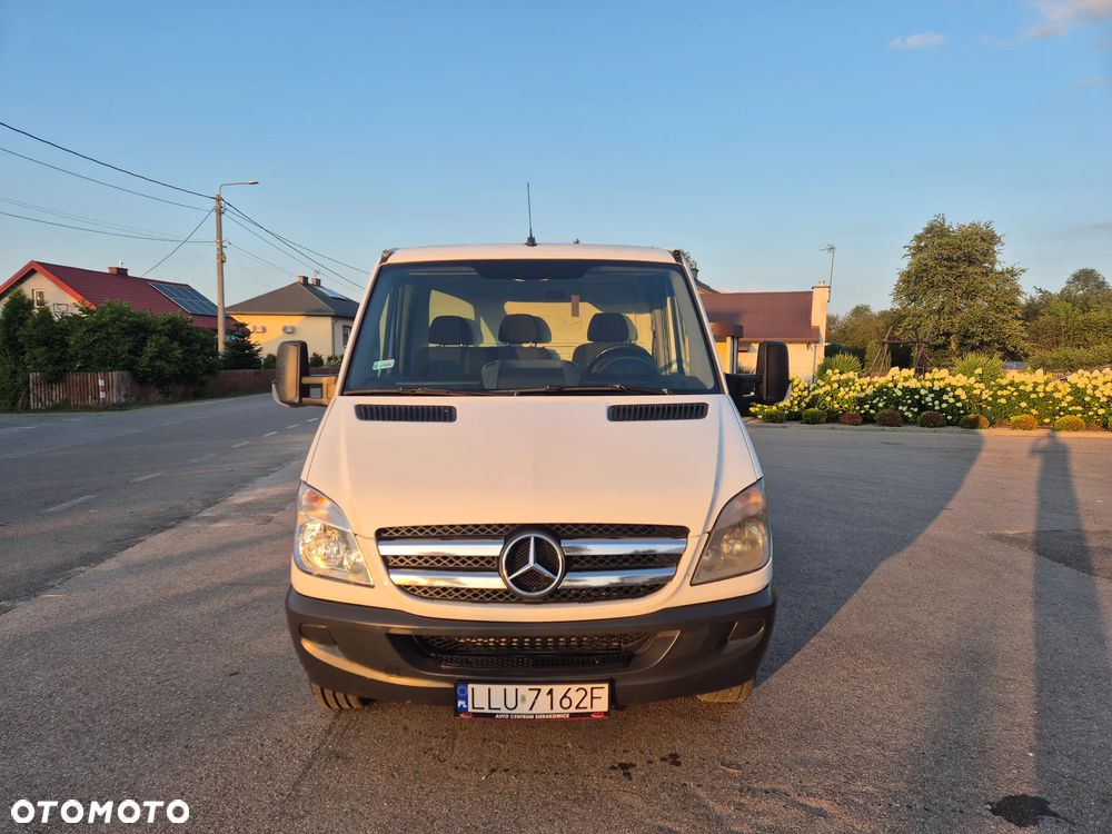 Mercedes-Benz Sprinter - 2