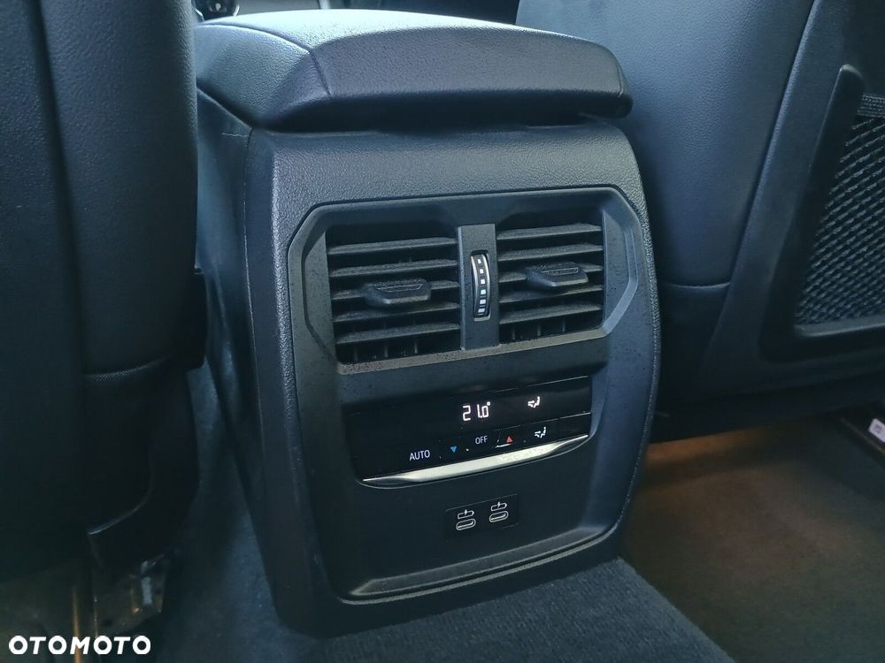 BMW Seria 3 - 14