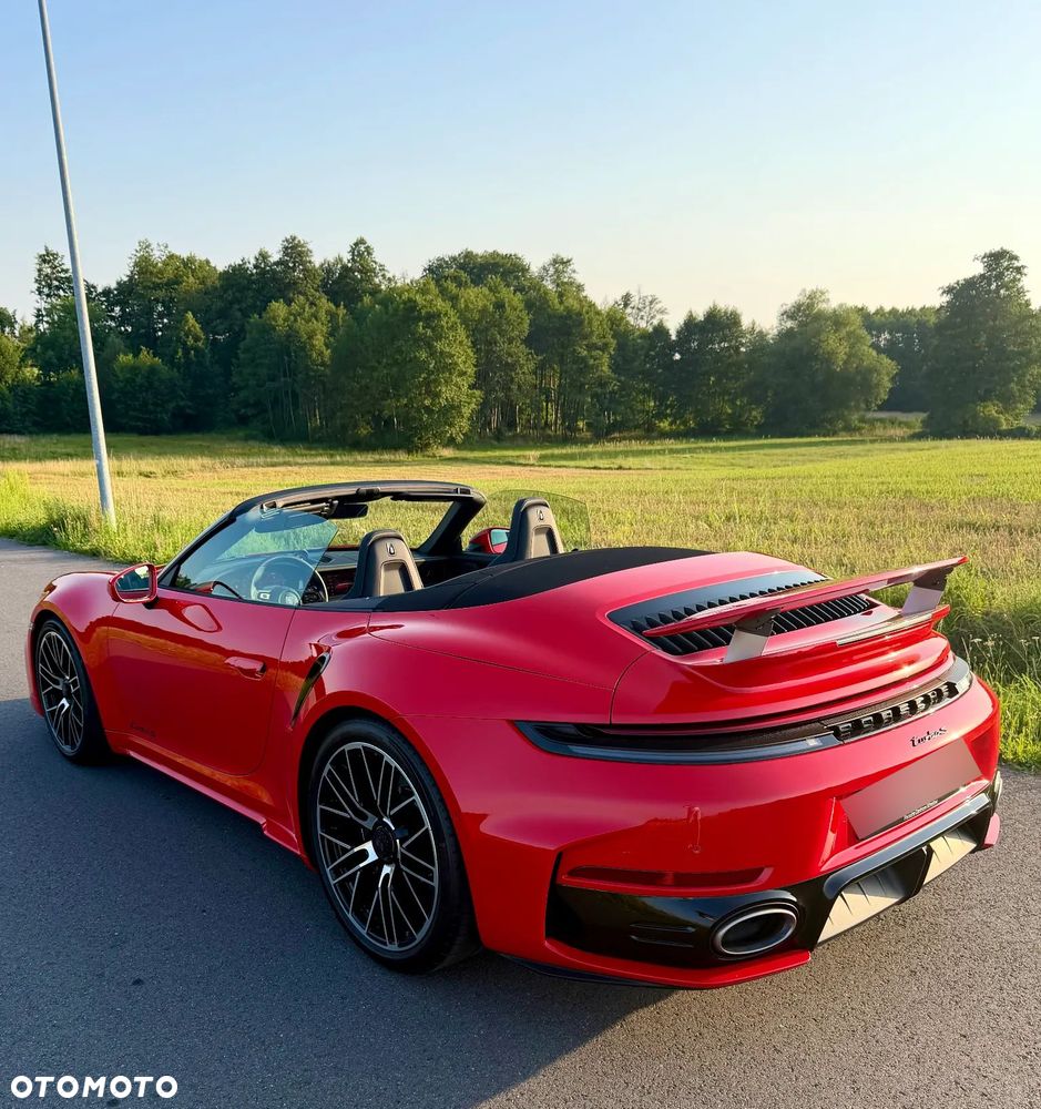 Porsche 911 Turbo S - 16
