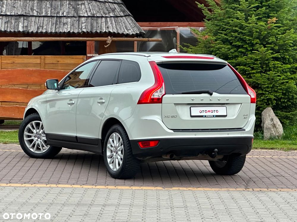 Volvo XC 60 2.4D AWD - 4