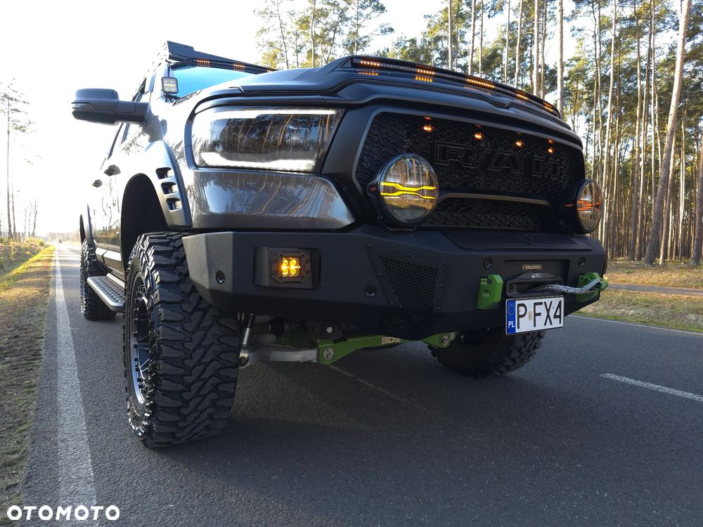 RAM 1500 - 21