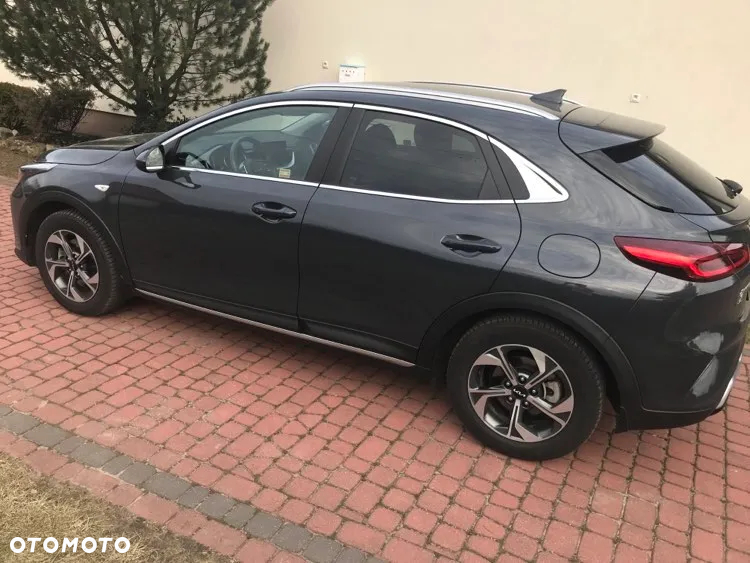 Kia XCeed 1.5 T-GDI M - 3
