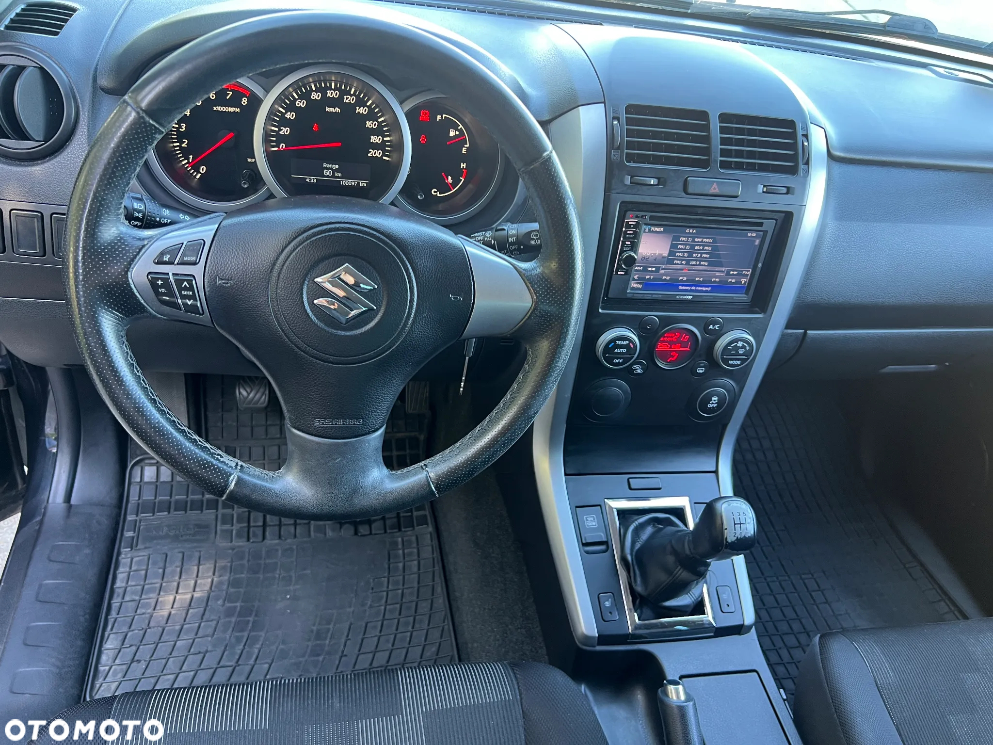 Suzuki Grand Vitara - 17
