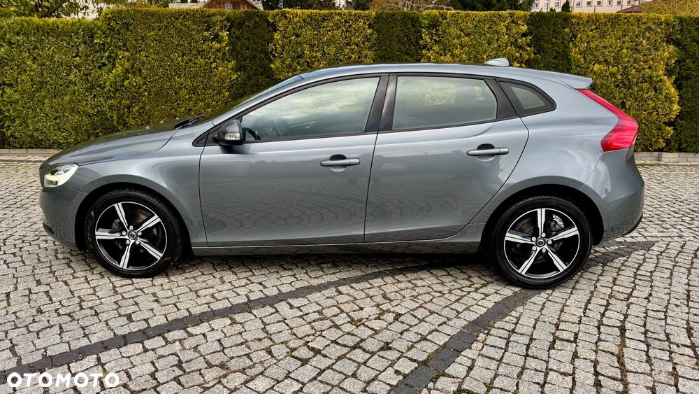 Volvo V40 D2 Kinetic - 14
