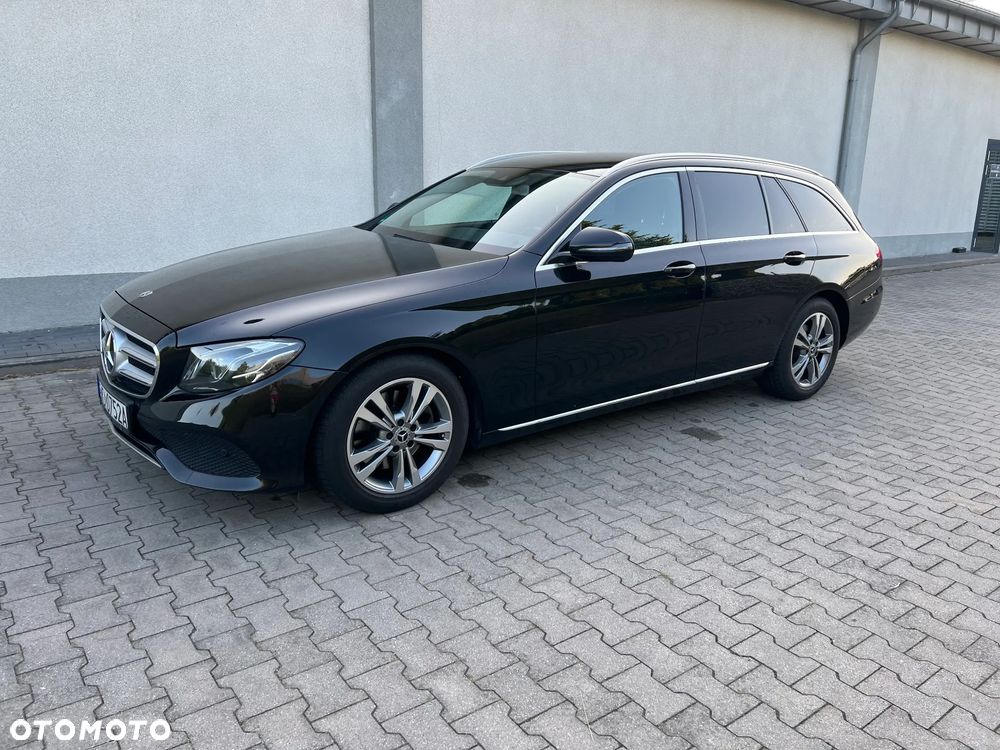 Mercedes-Benz Klasa E 220 d 4Matic 9G-TRONIC - 9