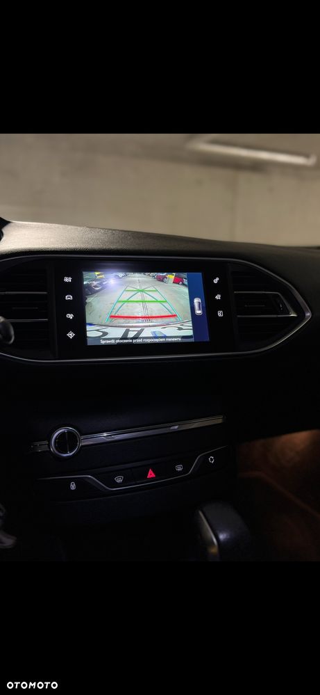 Peugeot 308 BlueHDi 150 EAT6 Stop & Start Allure - 9