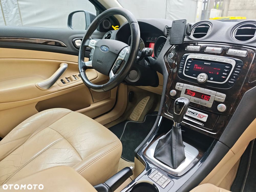 Ford Mondeo 2.0 TDCi Titanium - 9