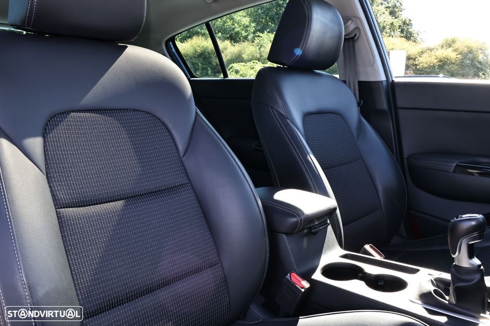 Kia Sportage 1.6 CRDI ISG MHEV Tech - 14